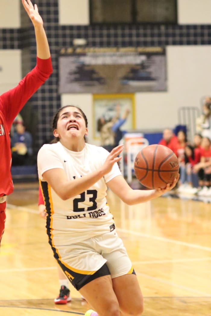 harlingen-laredo-alexander-girls-basketball-playoffs00022